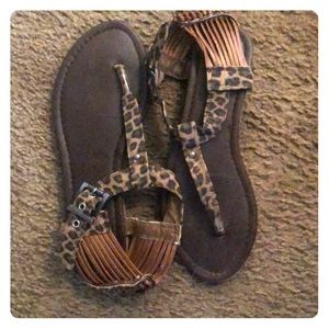 Strappy leopard sandals